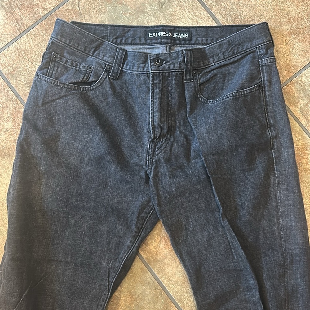 Express Blake loose fit boot cut jeans - Picture 2 of 5